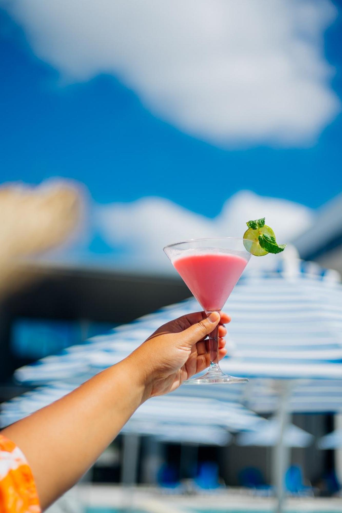 Seabed Grand Hotel Phuket - Sha Extra Plus Exterior photo A cosmopolitan