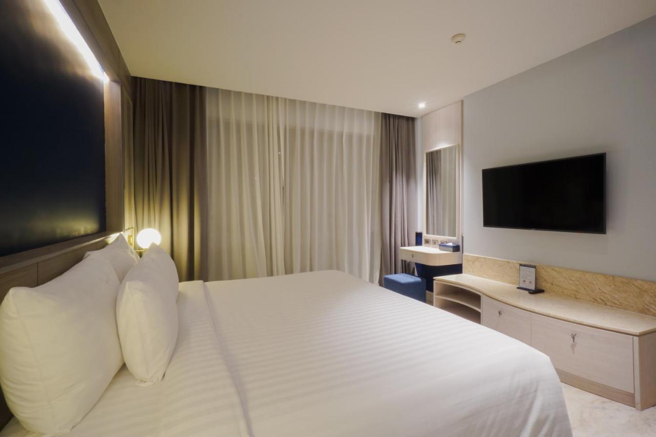 Seabed Grand Hotel Phuket - Sha Extra Plus Exterior photo Deluxe Room