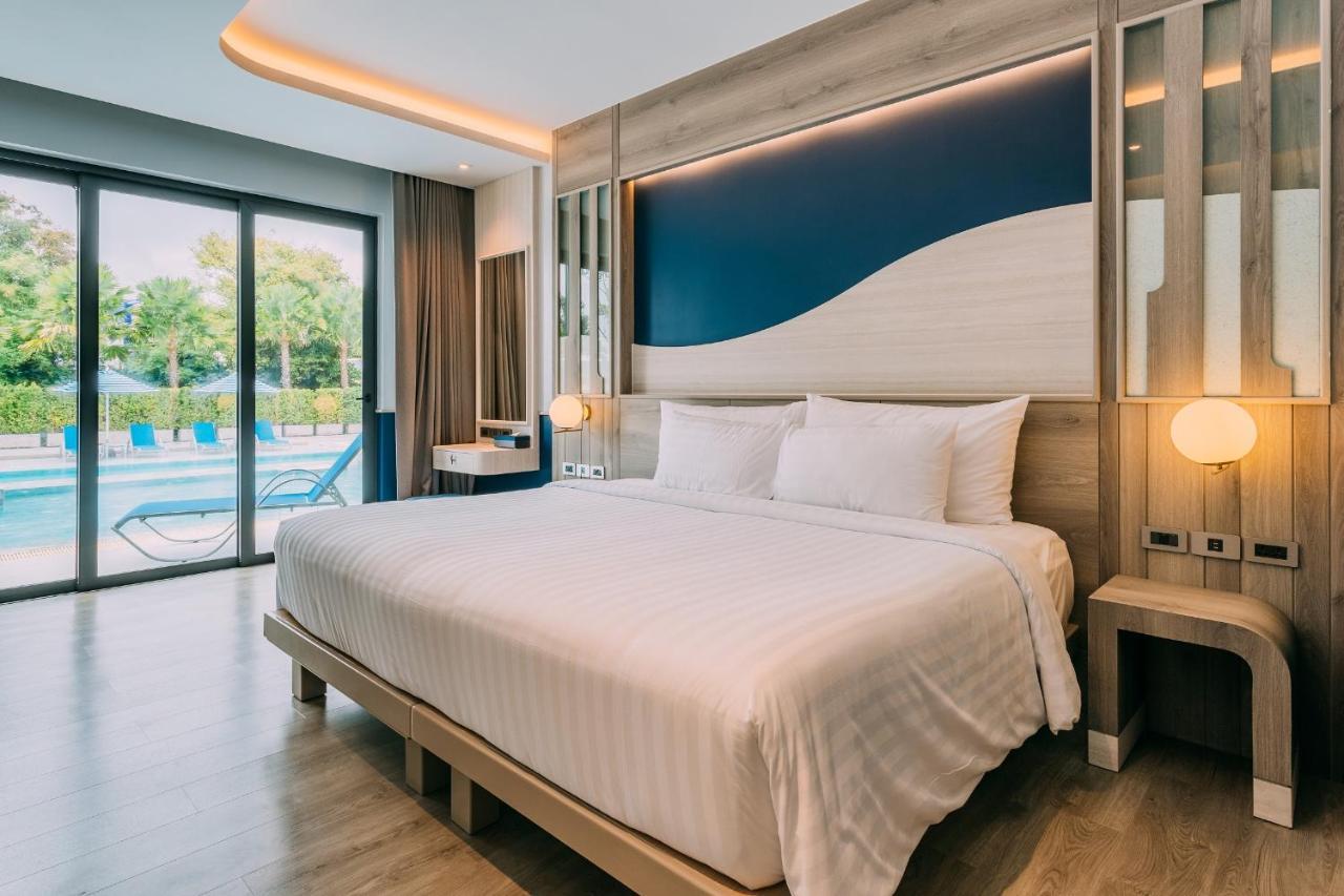 Seabed Grand Hotel Phuket - Sha Extra Plus Exterior photo