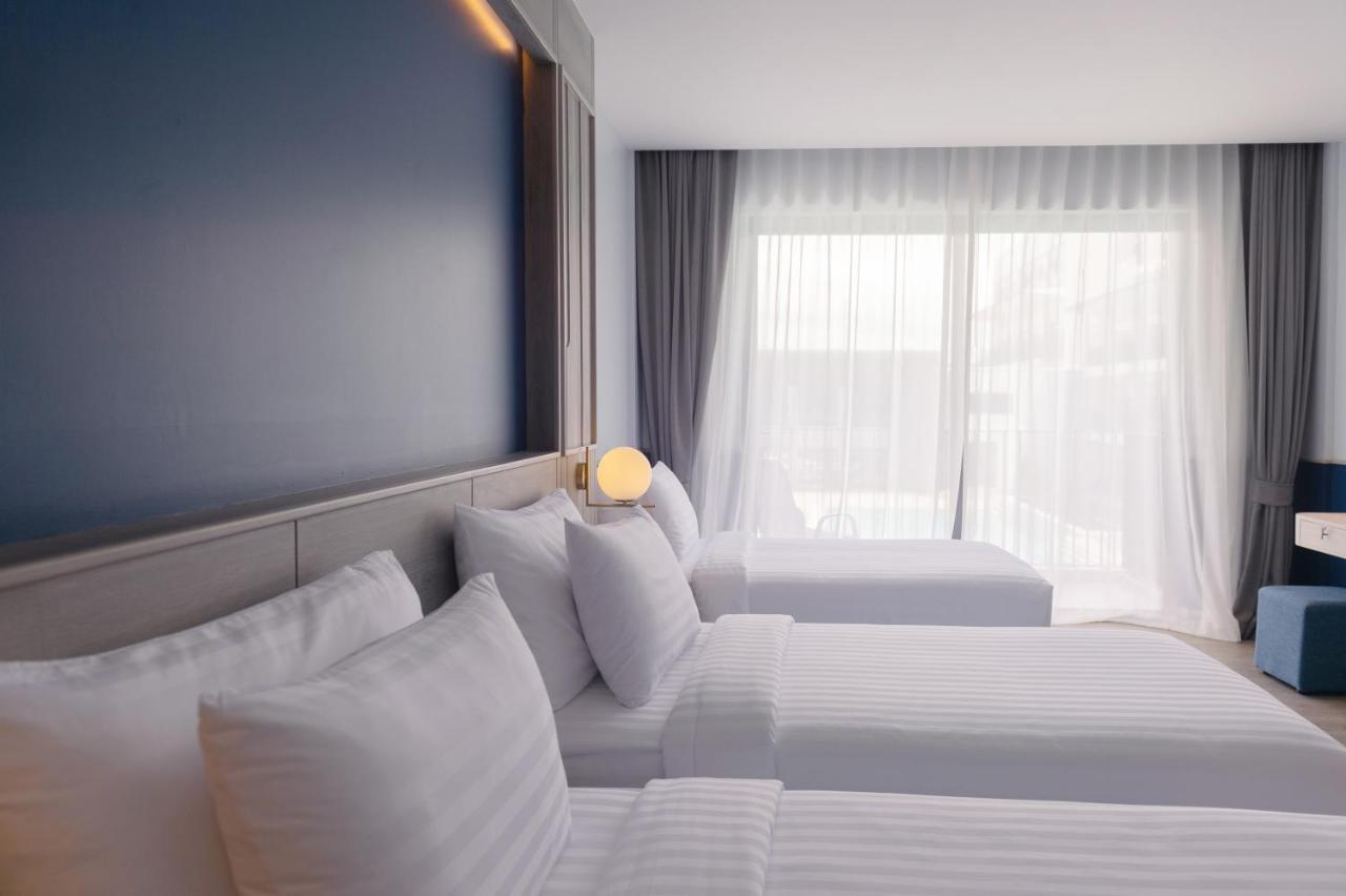 Seabed Grand Hotel Phuket - Sha Extra Plus Exterior photo A room at the hotel